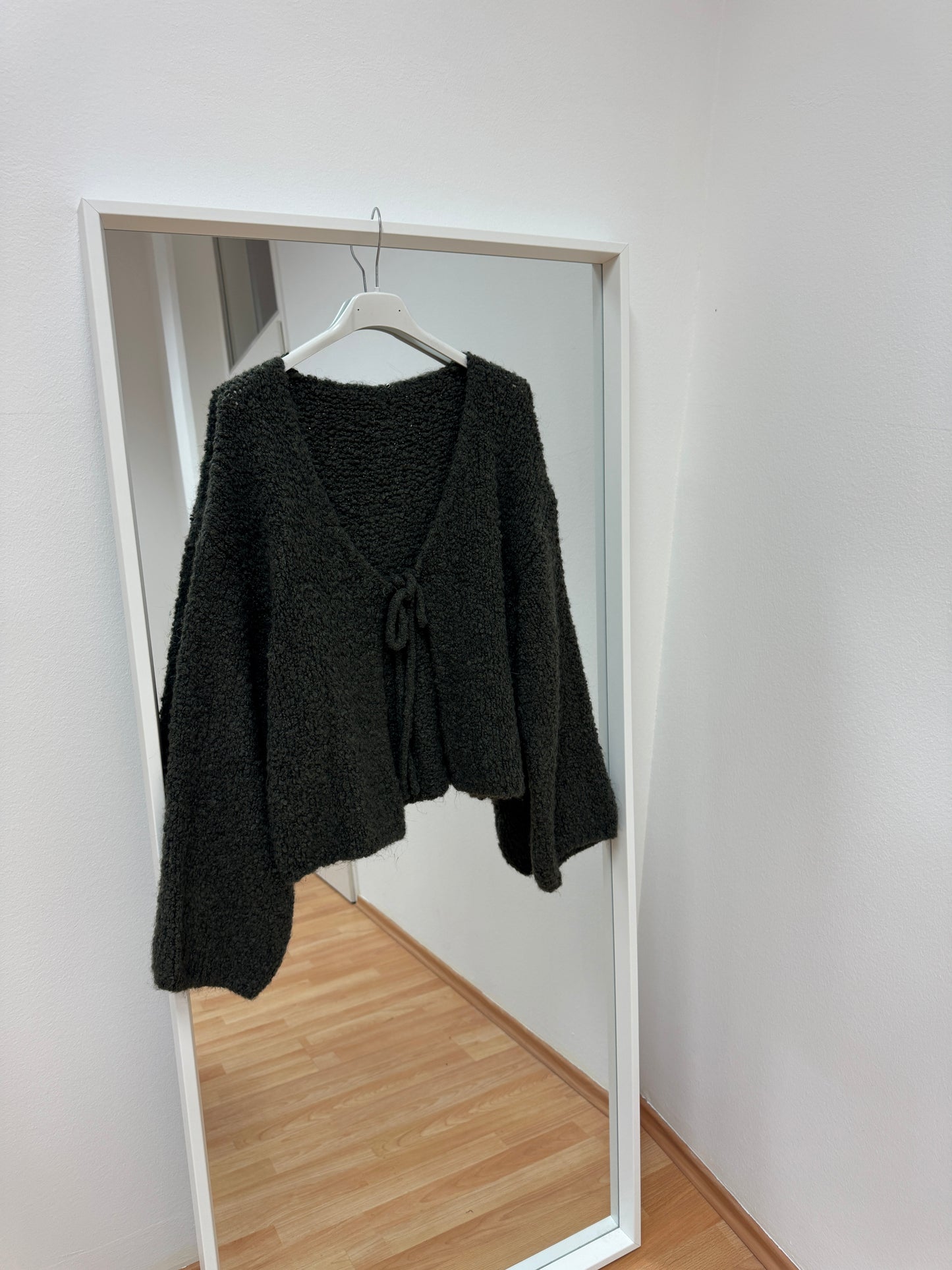 Boucle Schleifen Cardigan