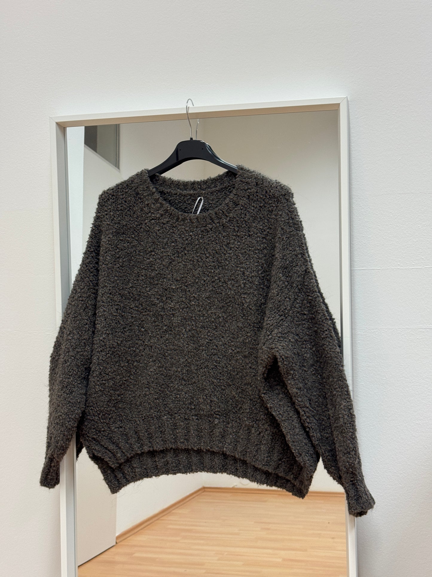 Boucle Pullover