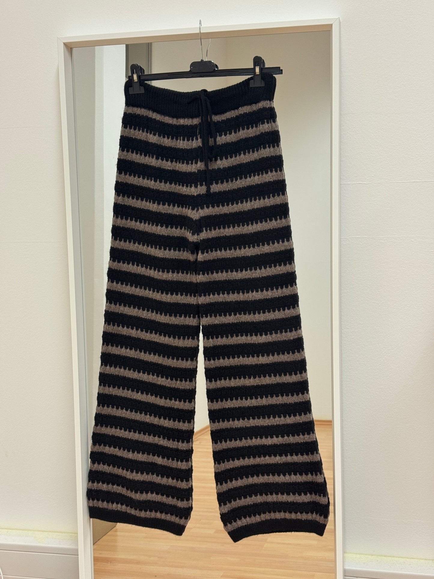 Strickhose Streifi