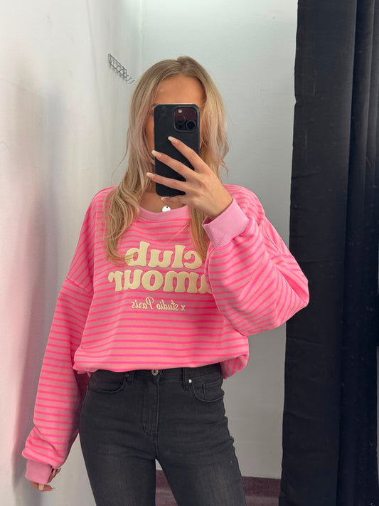 Club Amor Pullover