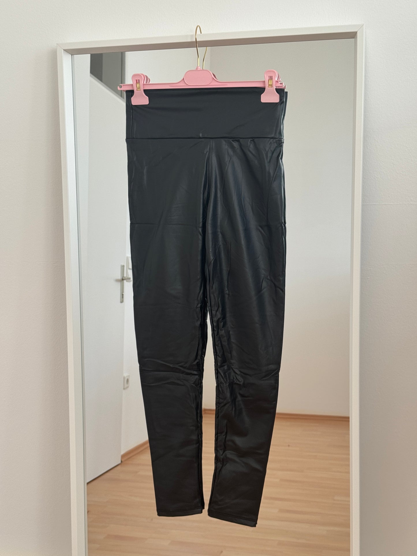 Lederleggins gefüttert