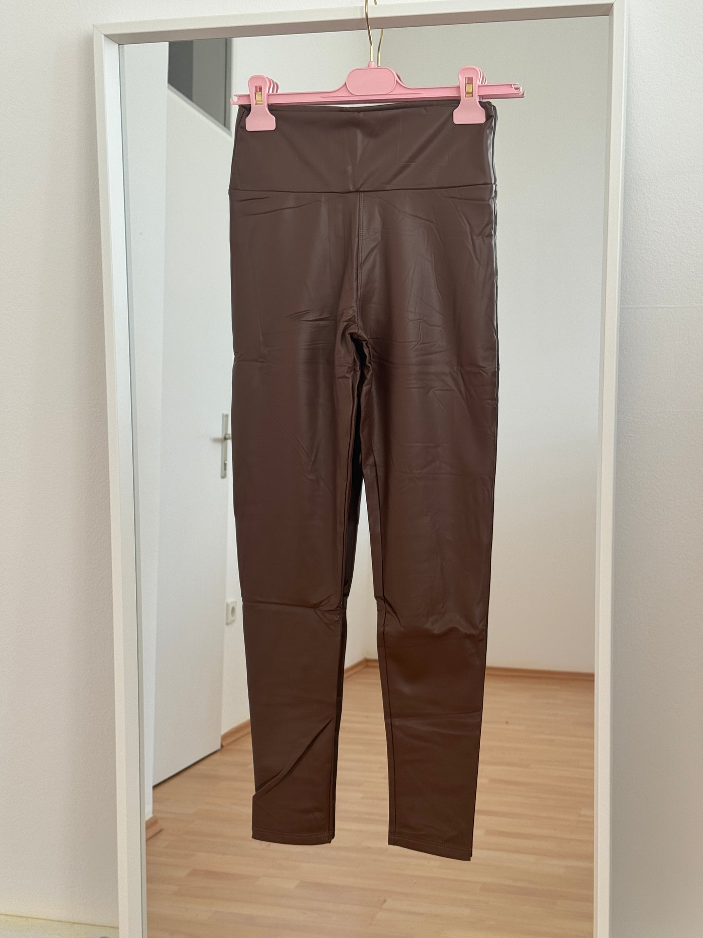 Lederleggins gefüttert